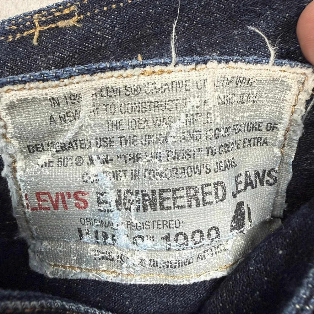 Vintage Levi's Engineered Twisted 501 Denim Jeans Buckle Back 90s 30x34